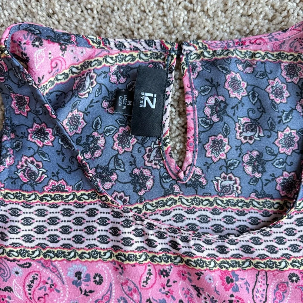 Iz‎ Byer Womems Pink and Blue Floral Paisley Print Cold Shoulder Size M Blouse